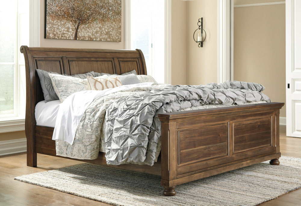 Flynnter Sleigh Bed