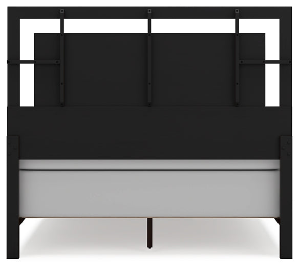 Covetown Queen Panel Bed with Dresser