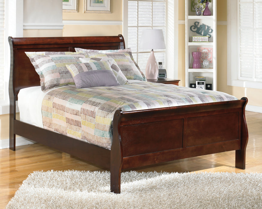 Alisdair Full Sleigh Bed with 2 Nightstands